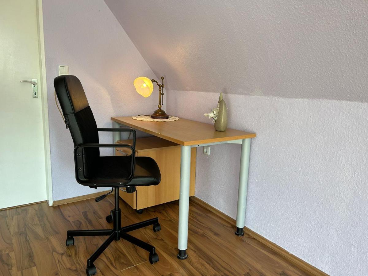 Gemuetliches Familienhaus - Fuehlt Euch Wohl Apartamento Oldemburgo Exterior foto